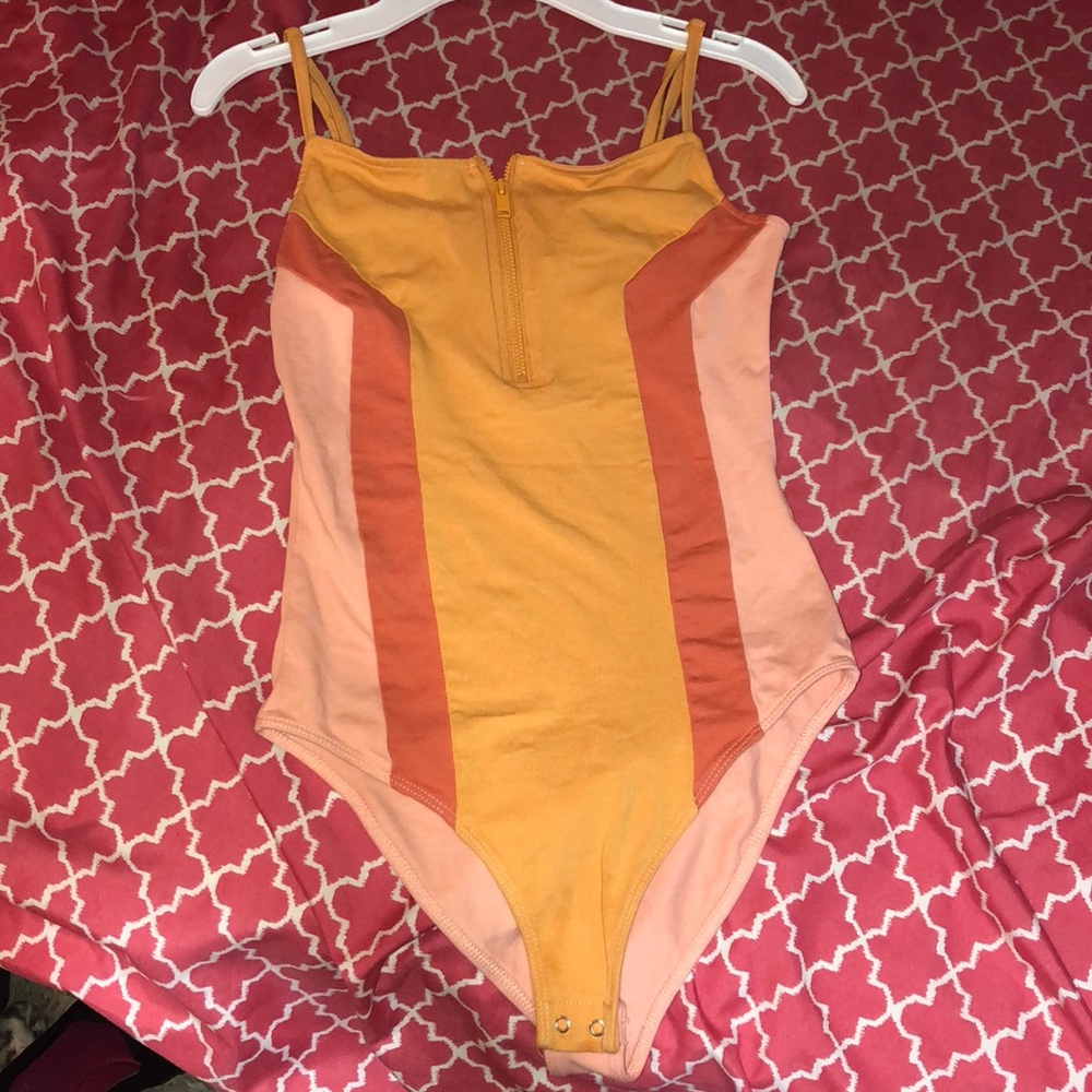 Body suit - Picture 1 of 2